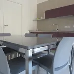 Aparthotel Komodo Short Stay Apartments