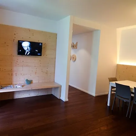Komodo Short Aparthotel Trento