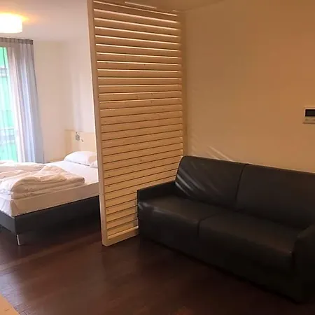 Komodo Short Stay Apartments Trento