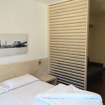 Lägenhetshotell Komodo Short 4*