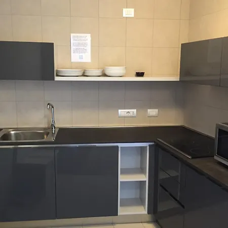 Komodo Short Stay Apartments Trento