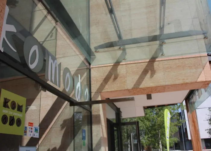 Aparthotel Komodo Short