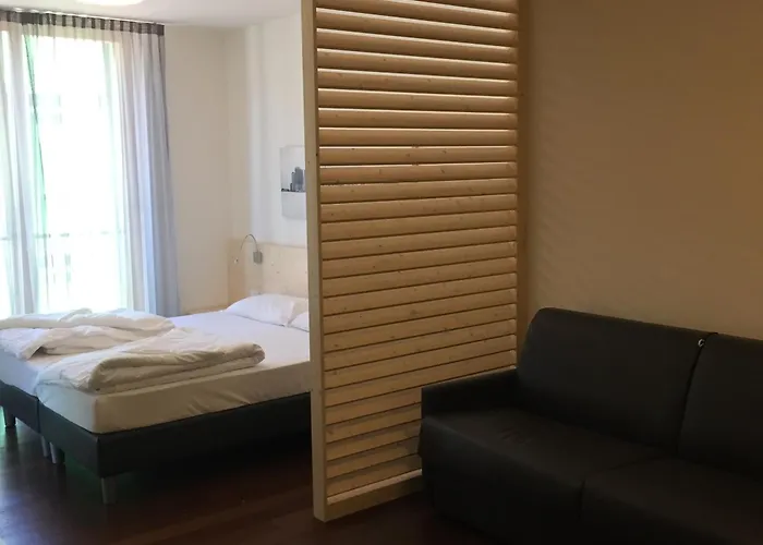 Komodo Short 4* Trento