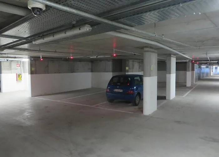 Komodo Short 4* Trento