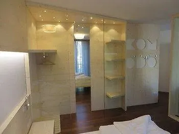 Komodo Short Aparthotel Trento