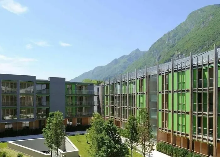 Aparthotel Komodo Short 4*